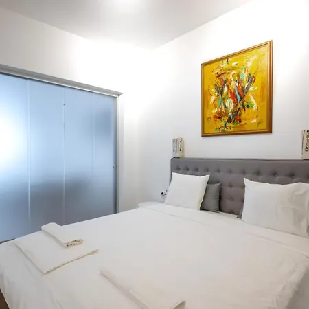 Apartmán Modern 2bd Flat With Prime Location And Workspace By Flat Mаnager *
