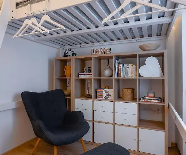 Modern 2bd Flat With Prime Location And Workspace By Flat Mаnager Sofia