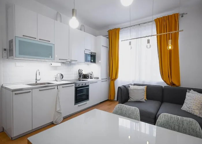 Lejlighed Modern 2bd Flat With Prime Location And Workspace By Flat Mаnager Sofia