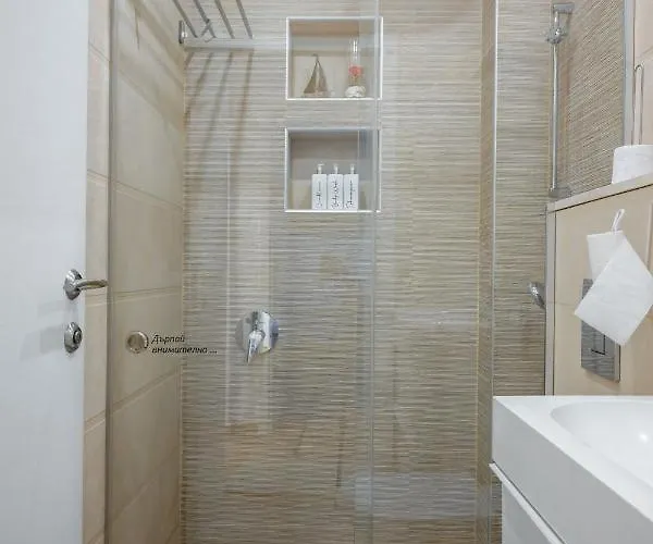 Lejlighed Modern 2bd Flat With Prime Location And Workspace By Flat Mаnager Sofia